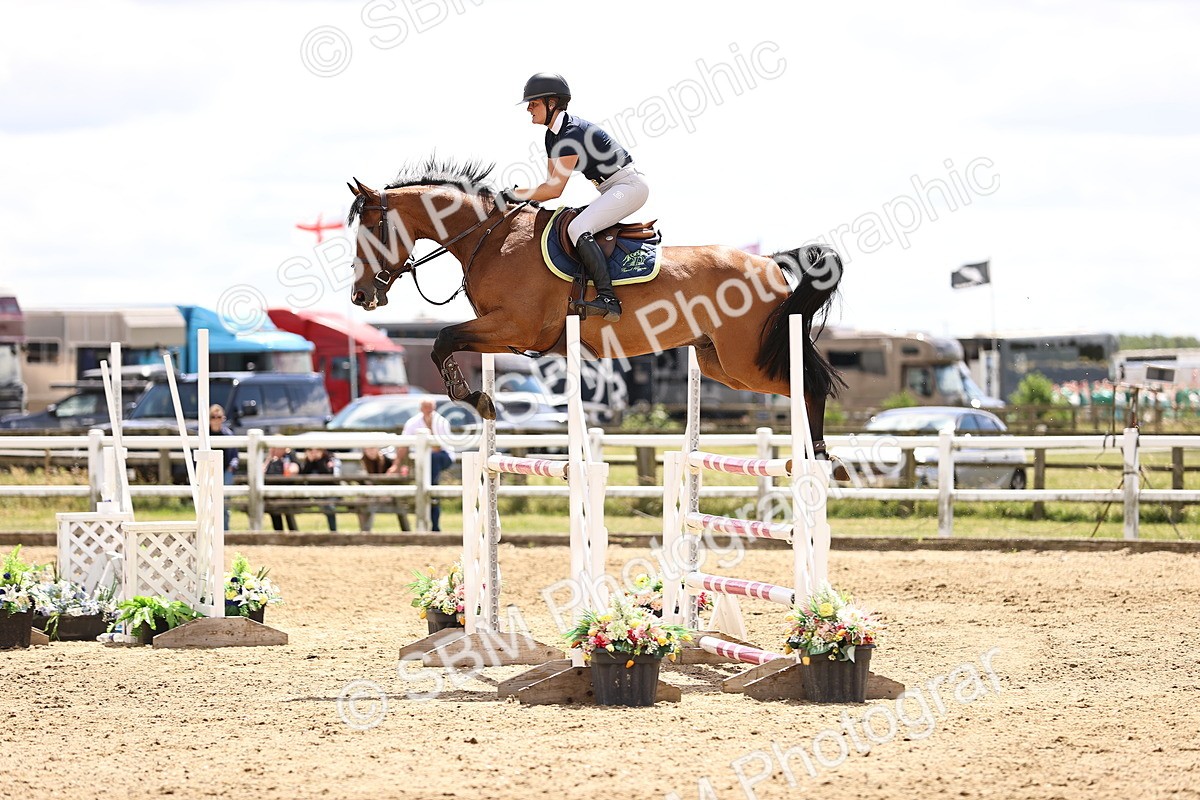 SBM_003823 - Class 22 - Senior Foxhunter 1.20m