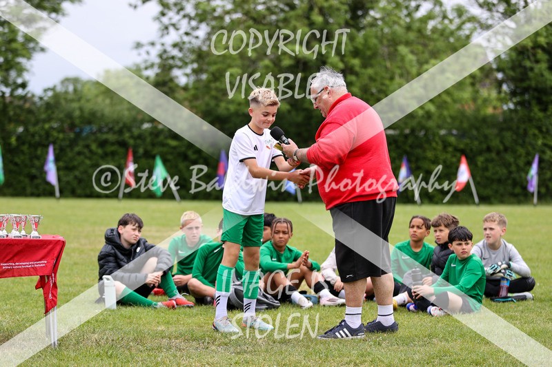 1DX33199 - The Croft V Tregoze