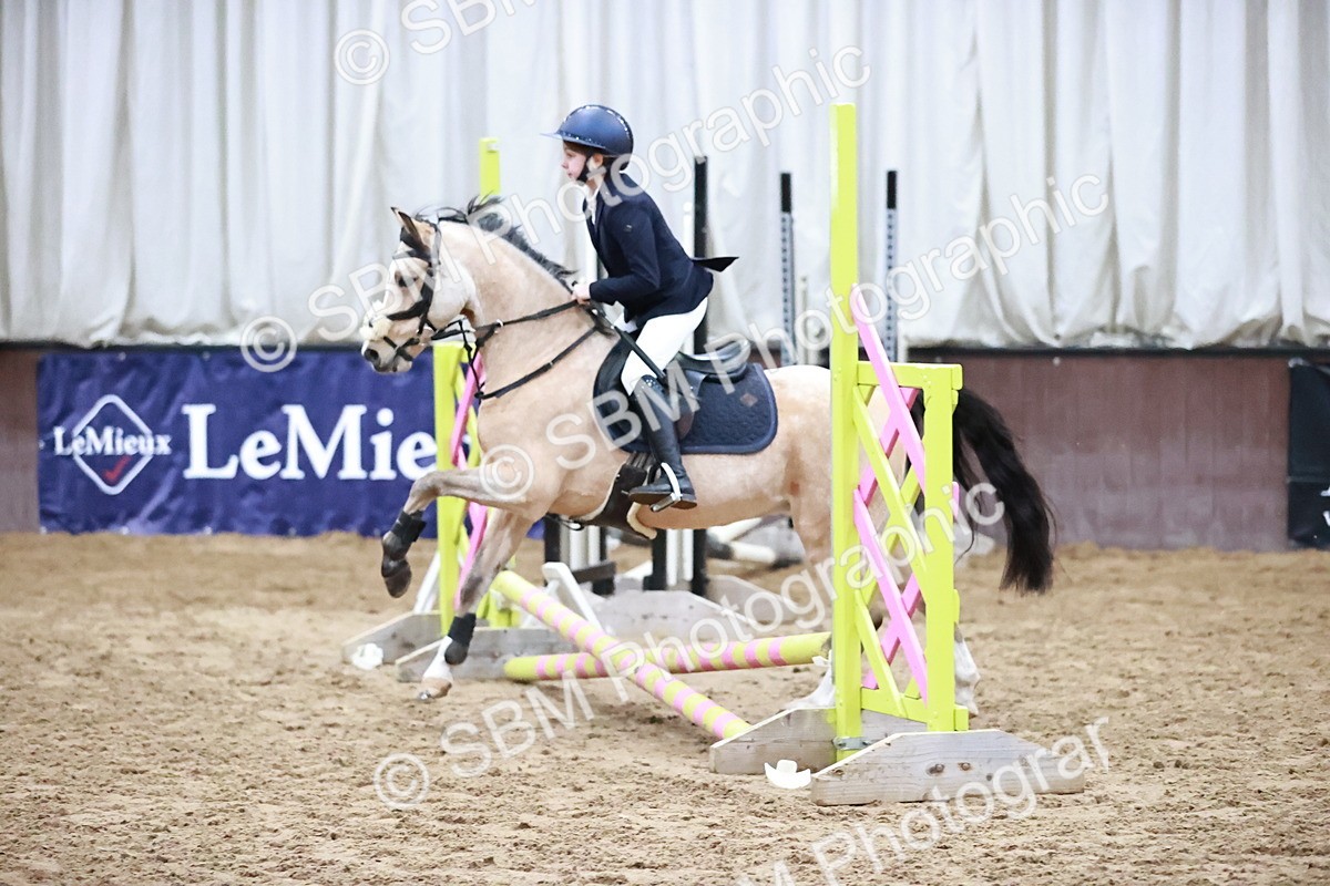 SBM_000145 - Class 1 - Cross Pole Jumping 30cm 40cm