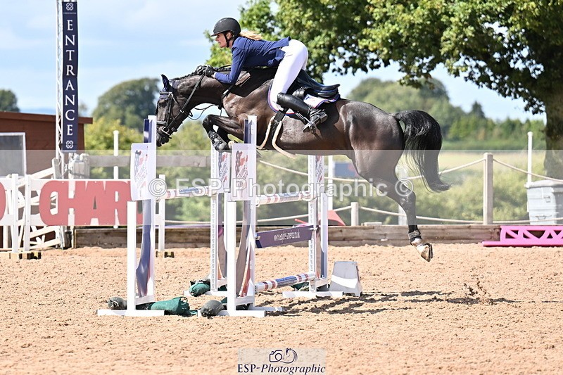 250827B-132603-00558 - Cls 4 Snr Newcomers 1.10m