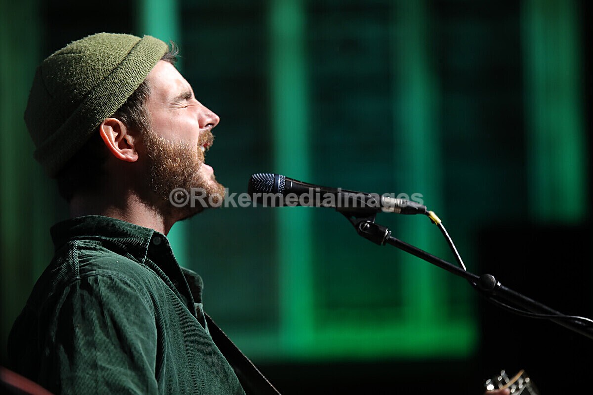 FOLK N BLUES-596 - FOLK and BLUES SEPT 2022