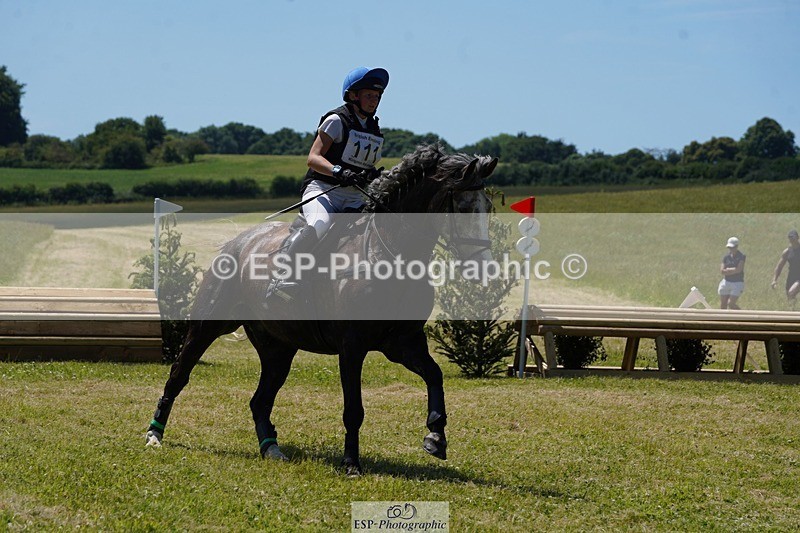 240629X-123332-2015 - 065-Chloe_Dunn-TOWERHILL_SHAMIE