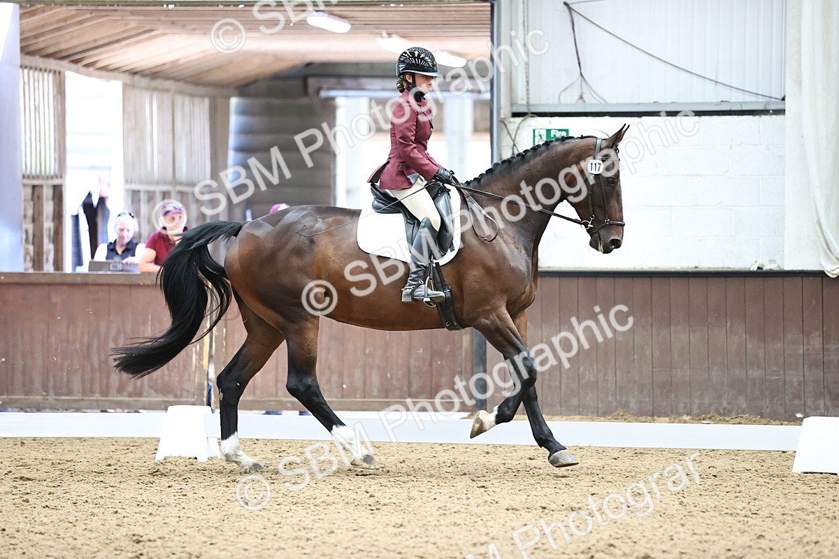 SBM_001411 - Novice 4 - 11.15-13.22