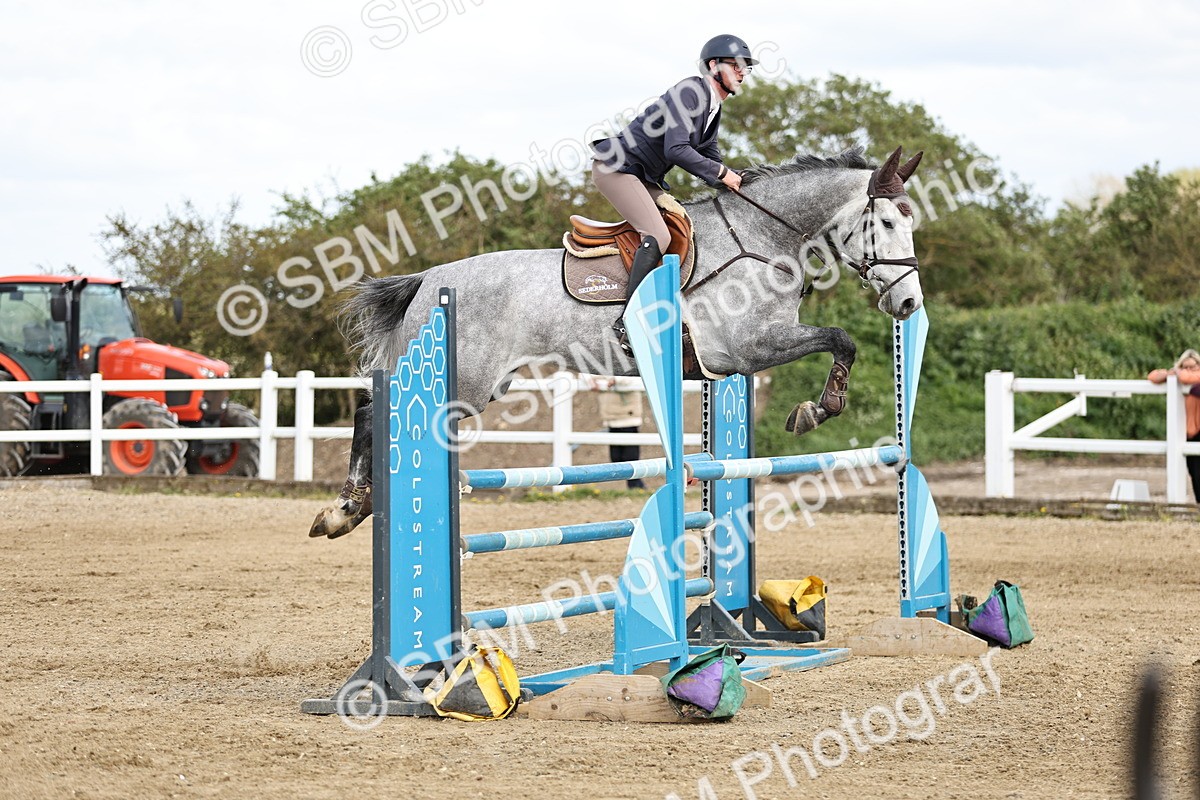 SBM_001184 - Class 4 - Senior Newcomers - 1.10m