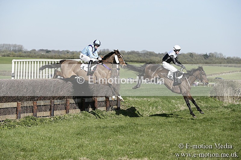 PtP 250317 298 - V.W.H. Hunt Point-to-Point Siddington 25/03/17