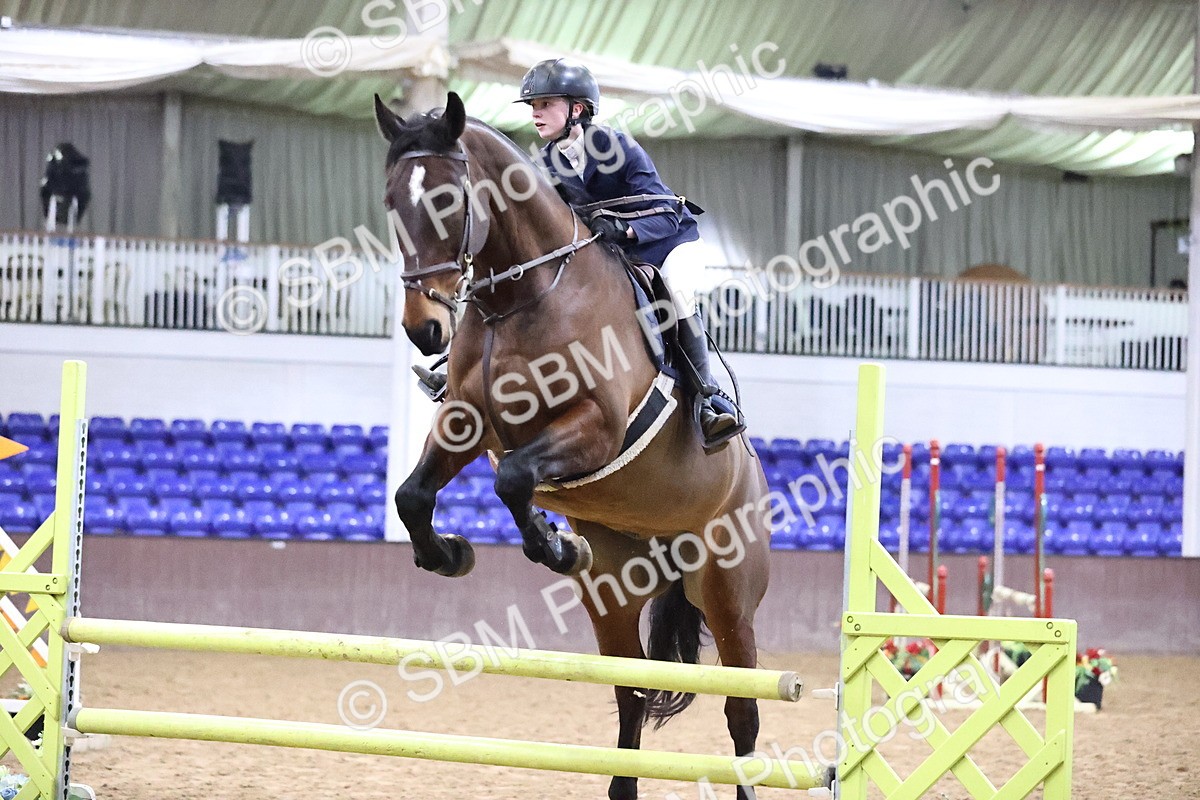 SBM_1984 - Class 8 - Nupafeed Supplements Senior Discovery/ 1m Open