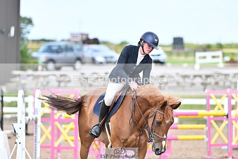 240605A-155920-01005 - Cls 5 Foxhunter and 1.20m Open