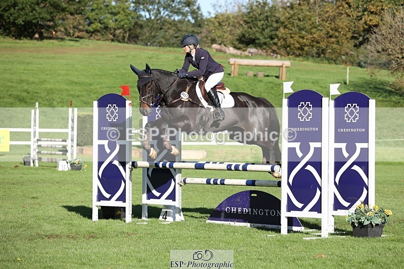 231022-105358-24819 - 657-WATERVALLEY.DIAMOND-Holly.Horton-TrotUp+SJ