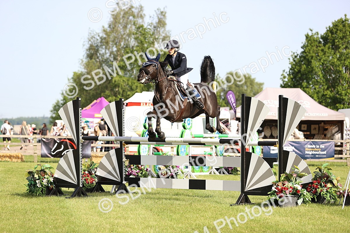 SBM_01314 - Class 200 - Martin Grant Homes Welcome Stakes 1.25m Open