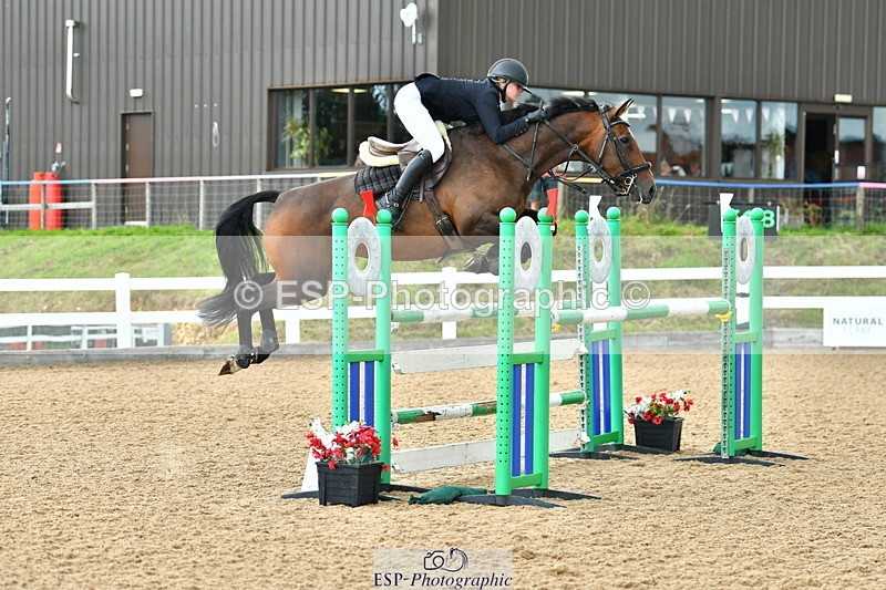 230721A-113840-05781 - Cls 18, 1 Star Silver 1.20m