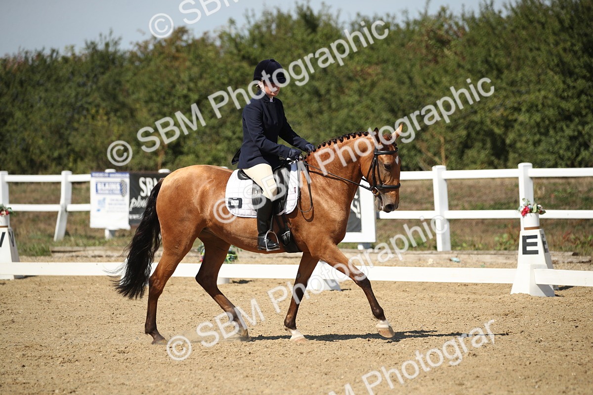 SBM_005712 - Class 11 - Novice 5 - 13.19-14.22