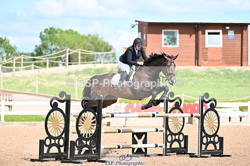 240619A-160358-01118 - Cls 5 Snr Foxhunter and 1.20m Open