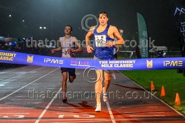 Monument25-910377 - Set Six