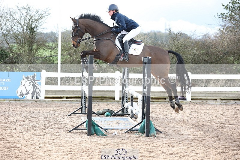 240223A-152140-02266 - Cls 6 Foxhunter and 1.20m Open