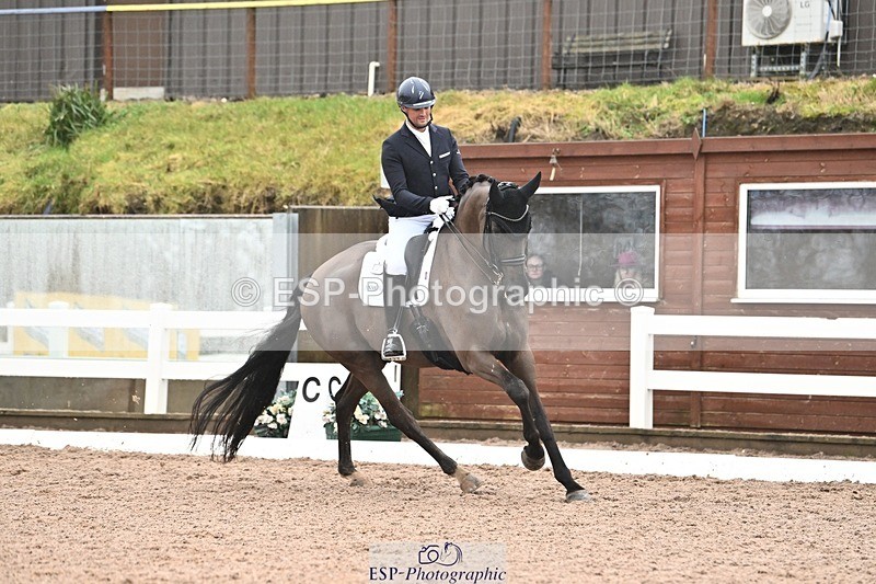 250215-115034-03277 - 127-Jezz.Palmer-Toddington.Debut