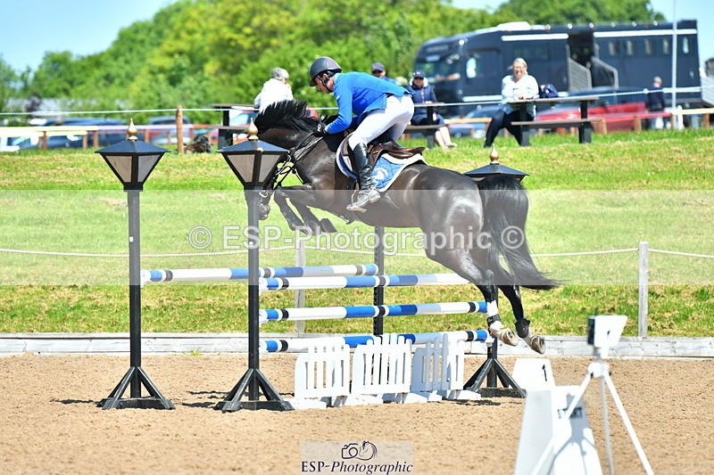 230527A-121620-04405 - Cls 15 Foxhunter