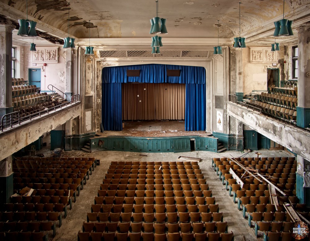 Abandoned Julia De Burgos auditorium