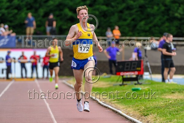 Sen25SUN-929413 - Track Male