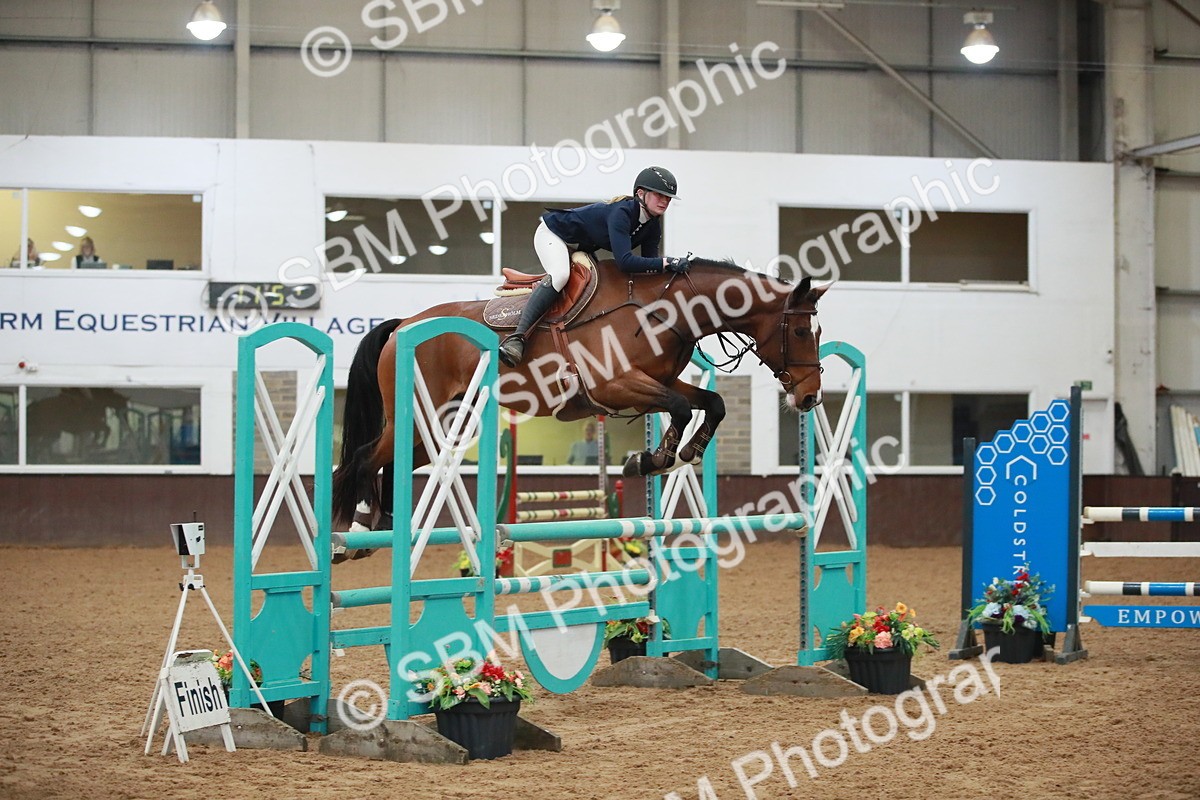 SBM_001008 - Class 4 - Senior Newcomers - 1.10m Open