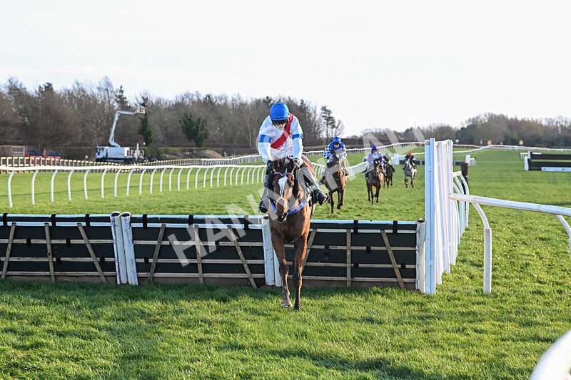 010125-Race 1-Its All About You-5563 - Race 1