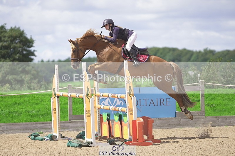 230806A-131308-02161 - Cls 14 Snr Foxhunter & 1.20m Open