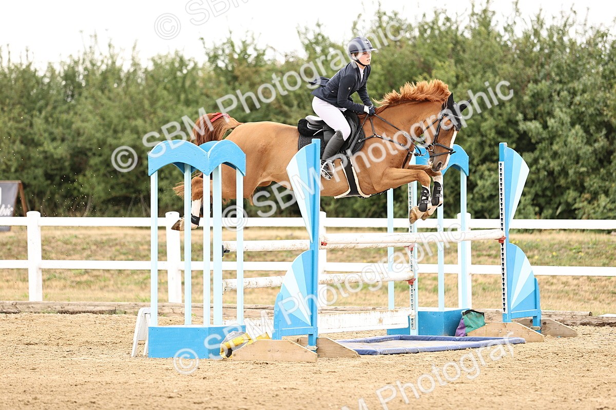 SBM_026899 - Class 13 - Senior Newcomers - 1.10m