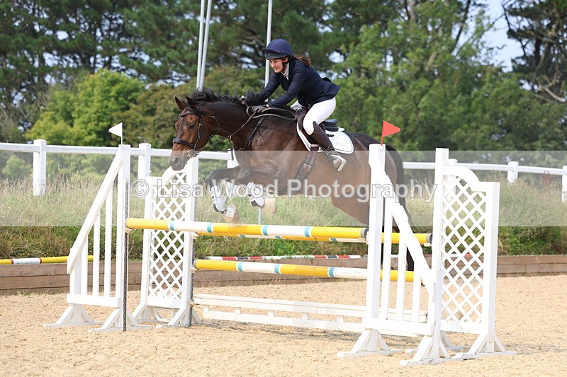 3E7A2459 - Class 8: Senior Newcomers/1.10m open