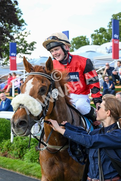 140625-Race 7-Kats Bob-4045 - Race 7 5.20pm Bosun's Restaurant Handicap