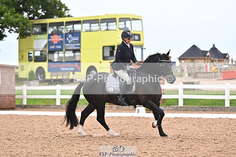 240817A-161201-10477 - 245-Lyn.Gale-Sylvester