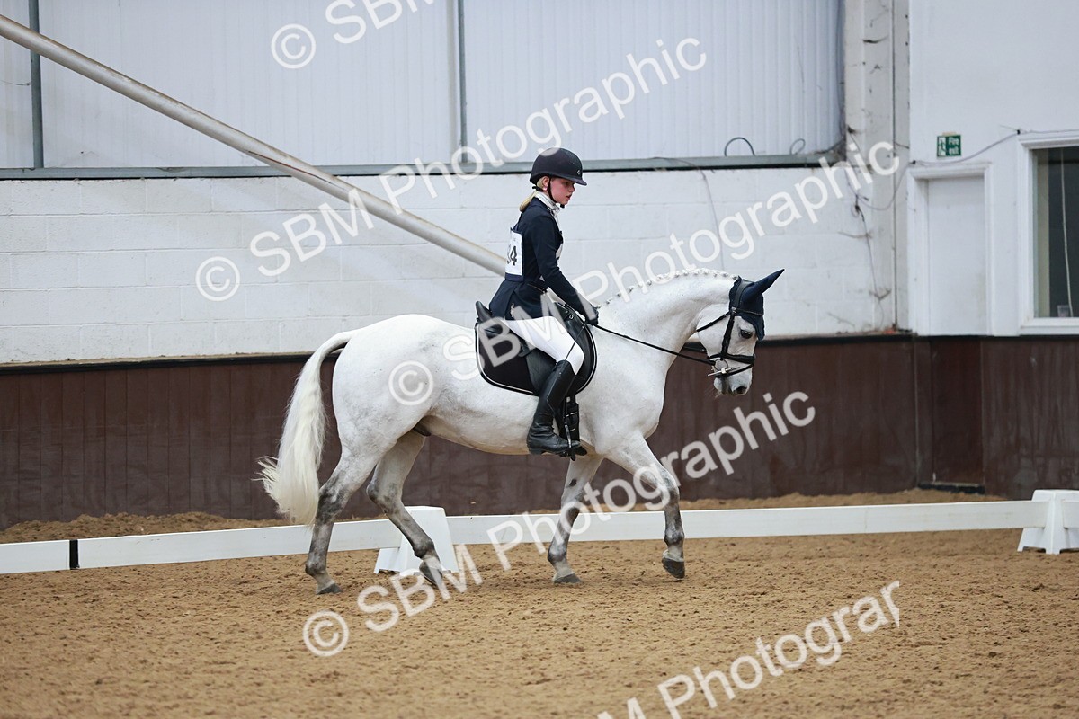 SBM_004015 - Class 2 - Novice 2020