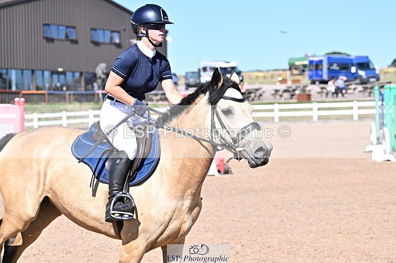 250708A-165201-00124 - 70cm Classes