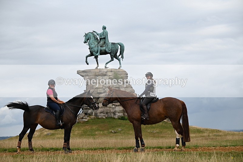 DSC_5942 - Time at Statue 12:17 to 12:44