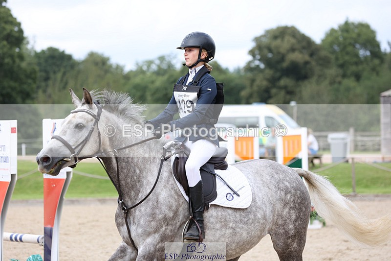 240823X-142955-18428 - 70cm R1 13.45 to 15.30