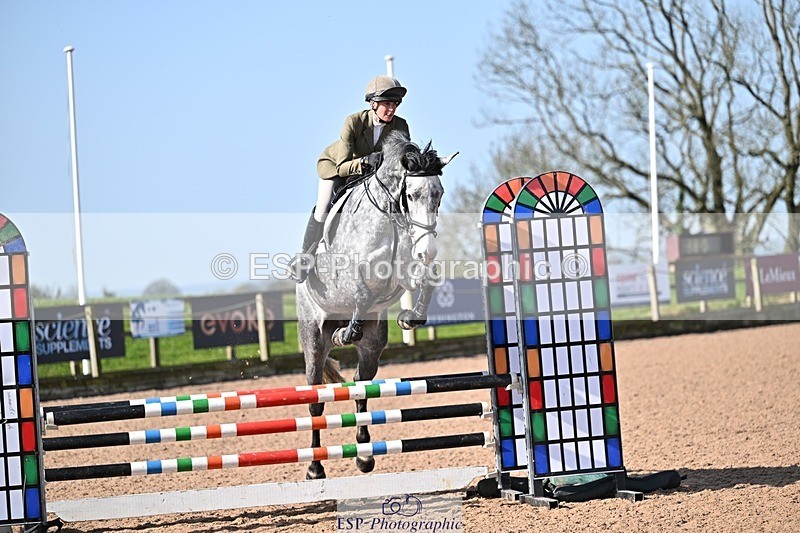 260408-100805-00087 - Cls 2 British Novice and 90cm
