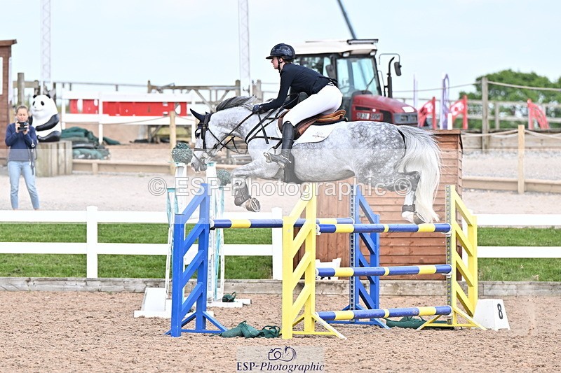 240605A-154706-00968 - Cls 5 Foxhunter and 1.20m Open