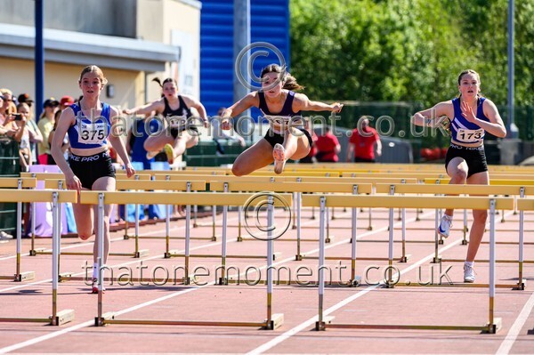 West25Sat-926550 - Track Female Set One