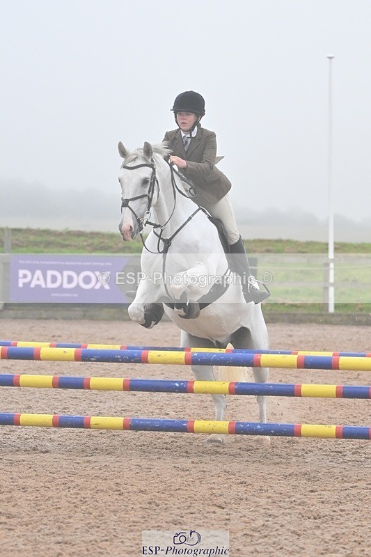 240813-194430-00999 - Classes 7 A&B 90cm