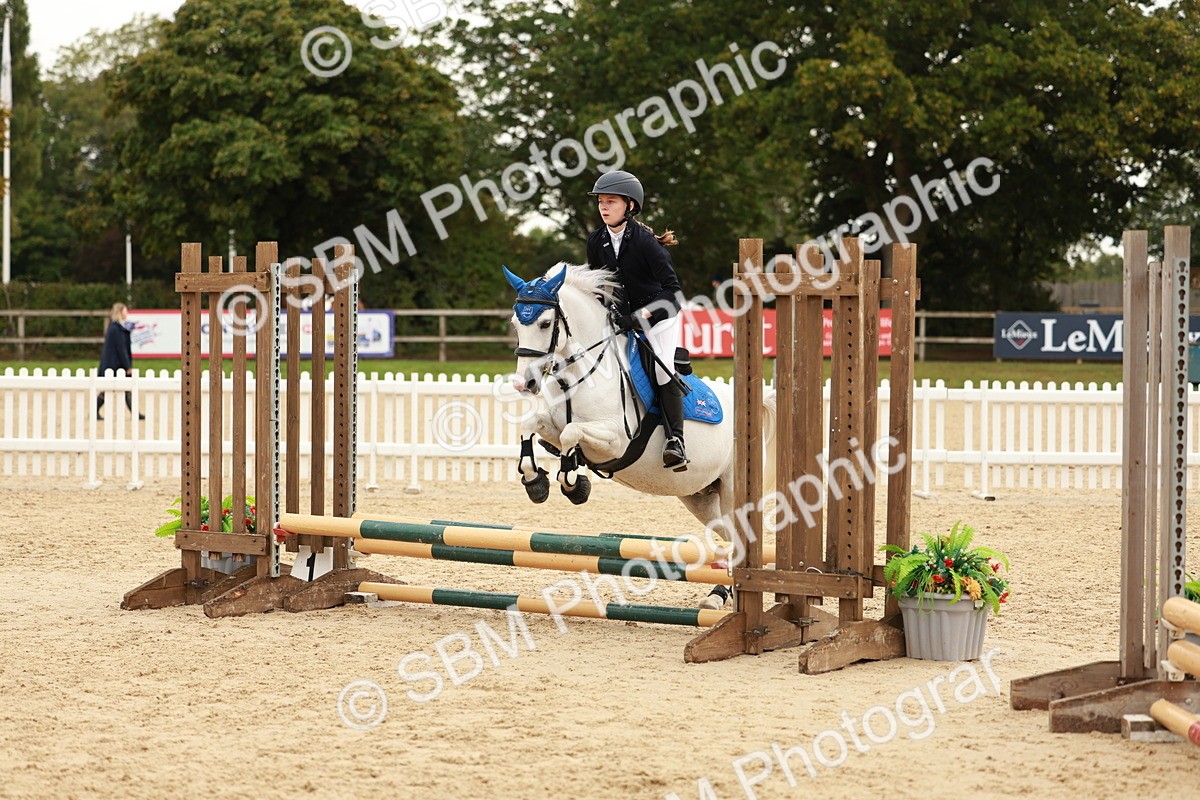 SBM_57942 - J11 - Junior Pony 50cm Championship