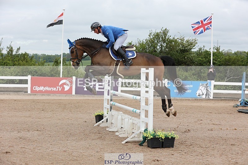 250508-090200-00020 - Cls 6 Snr British Novice and 90cm Open