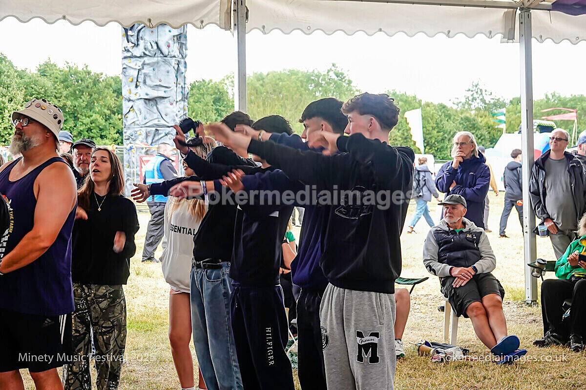 SATURDAY-10 - MINETY 2025