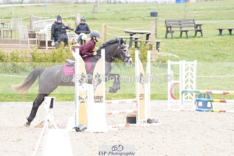 250414-125218-00810 - 70cm Round 2