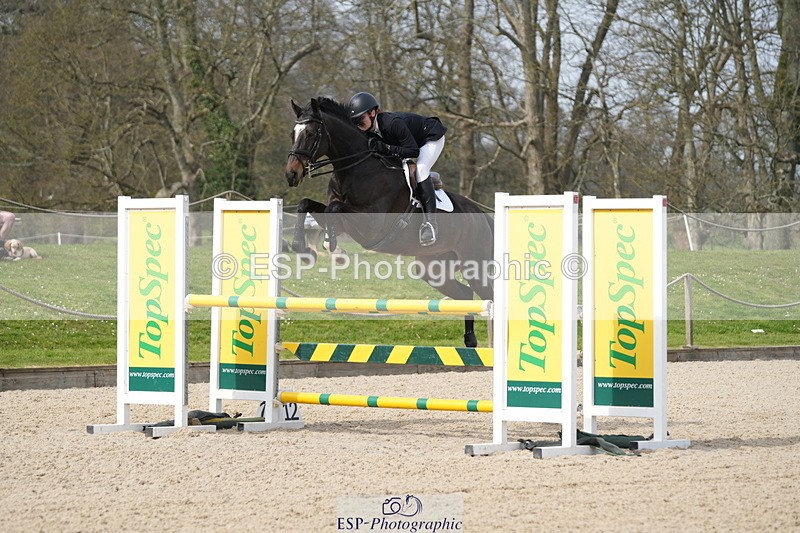 260322A-131157-01802 - 12 Newcomers 1m 10 Open