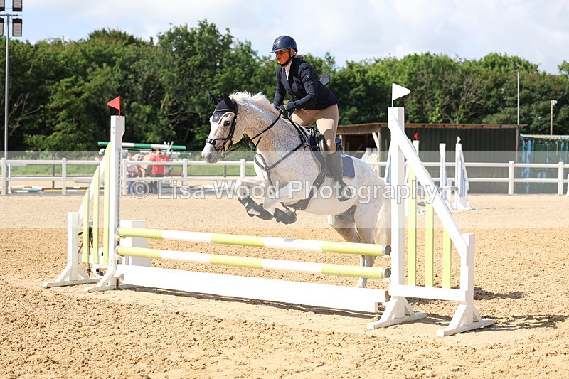 3E7A2686 - Class 2: 70cm Juniors and Seniors