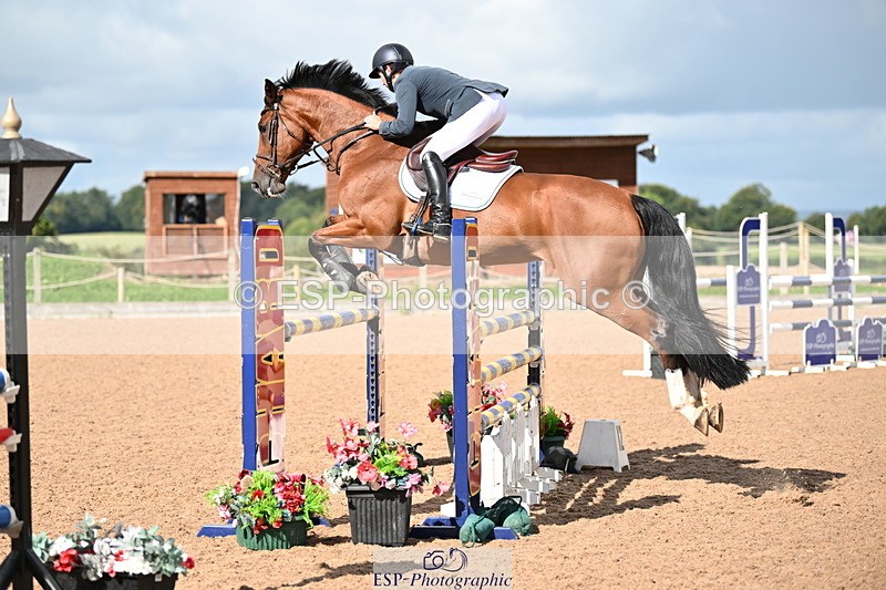 240912A-110112-00465 - Cls 2 Snr Newcomers