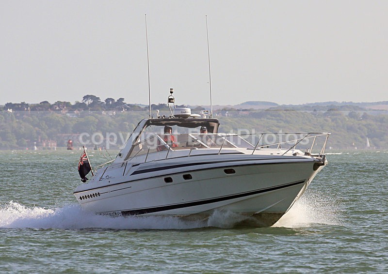 140503 CHERCHEUR DE SOLEIL SUNSEEKER SAN REMO  WT7A0181 - Motorboats - Open