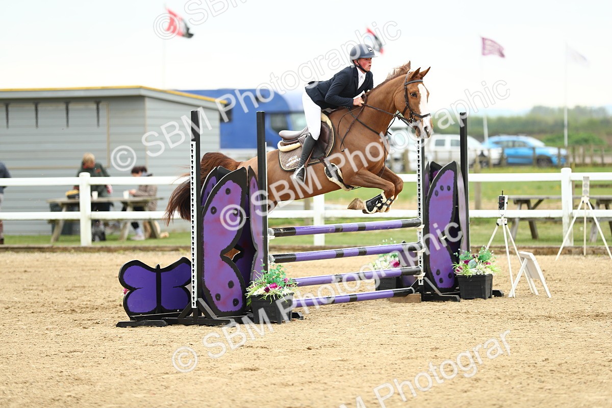SBM_000325 - Class 2 - Senior British Novice 90cm