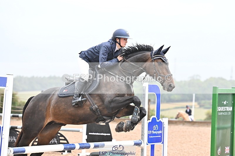 250827B-105653-00203 - Clear Round & Cls 1 Brit Nov 90cm