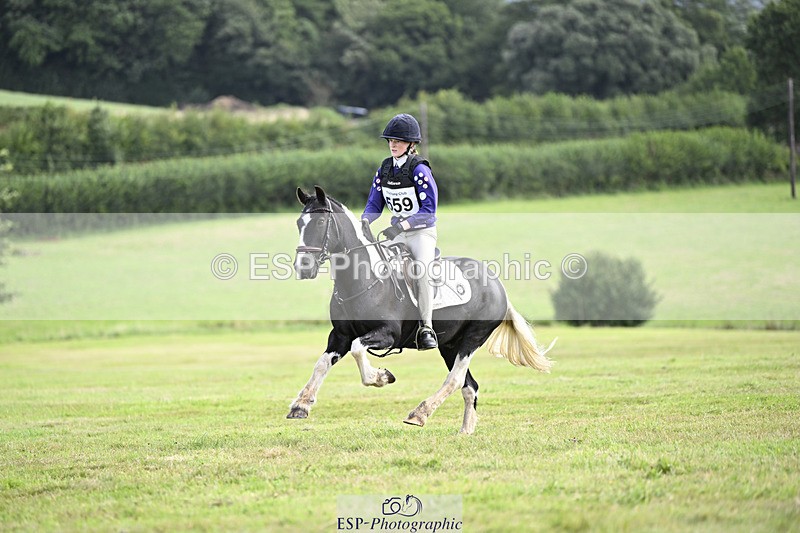 240825X-110548-32435 - 70cm XC 11.00 to 12.00