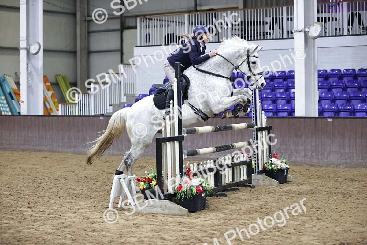 SBM_001168 - Class 4 - Senior Newcomers/ 1.10m Open