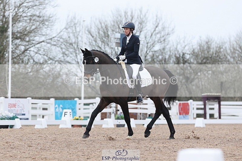 250216-130011-05637 - 192-Dominique.Mills-Sermaggio